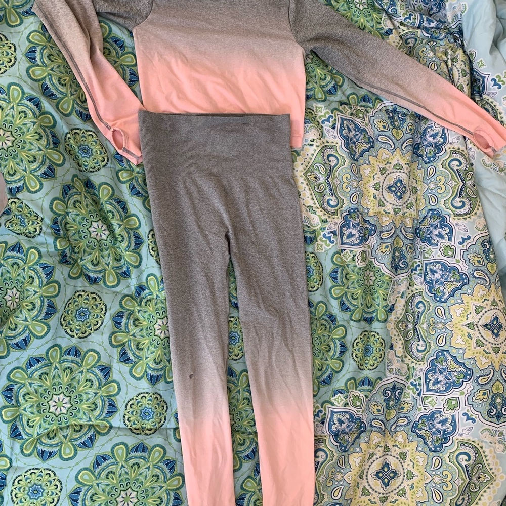 Two pieces sweats